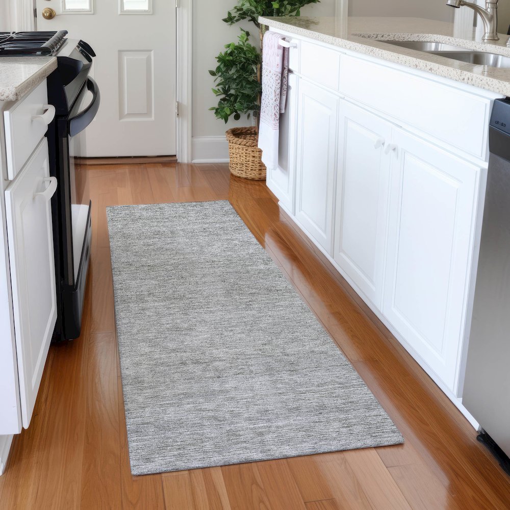 Luxury Washable Indoor/Outdoor Soft Essentials SE1 Gray 2'3" x 7'6" Runner Rug. Picture 5