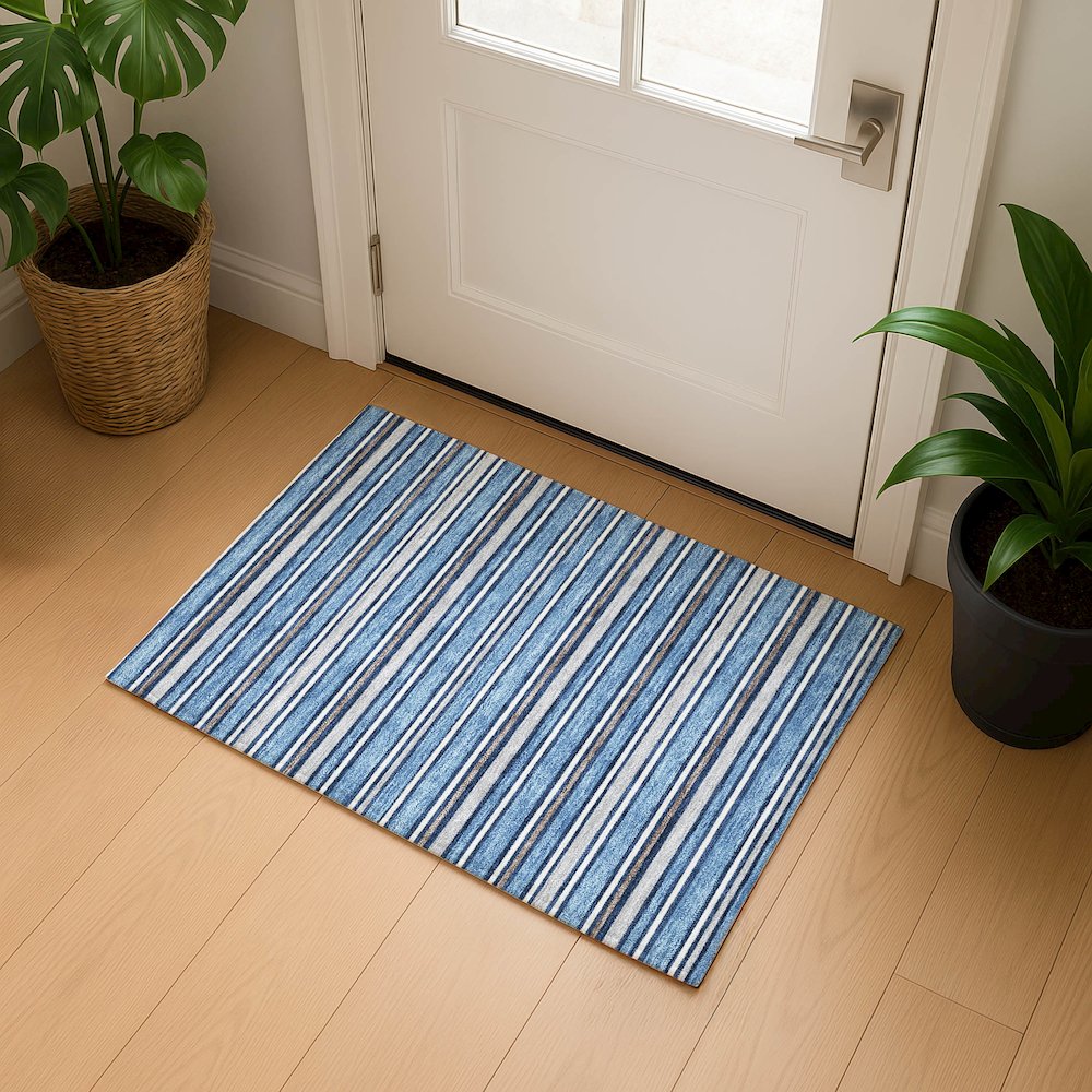 Luxury Washable Indoor/Outdoor Soft Essentials SE2 Blue 1'8" x 2'6" Rug. Picture 5