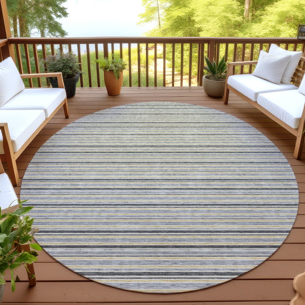 Luxury Washable Indoor/Outdoor Soft Essentials SE2 Gray 8' x 8' Rug. Picture 6