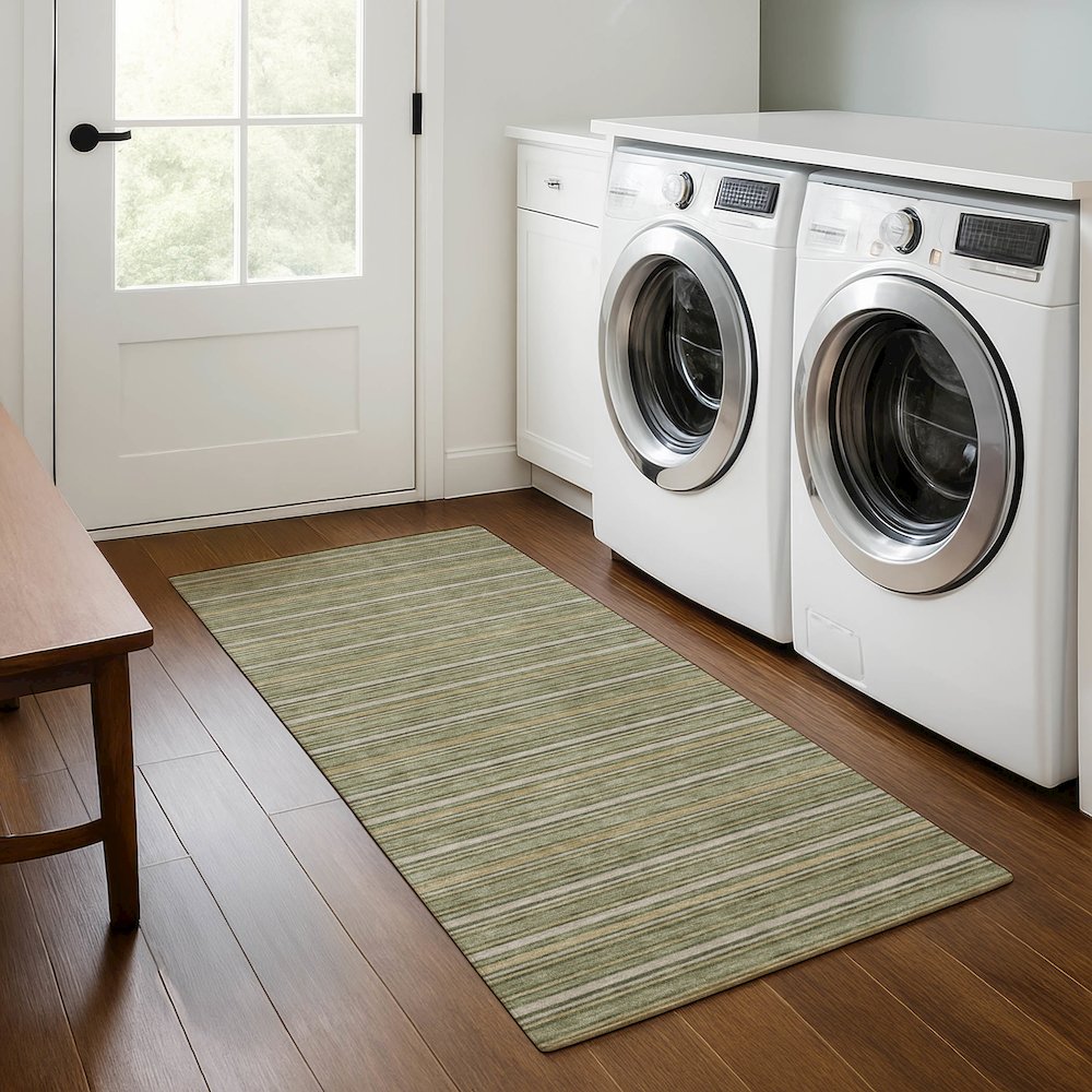Luxury Washable Indoor/Outdoor Soft Essentials SE2 Green 2'3" x 7'6" Runner Rug. Picture 5