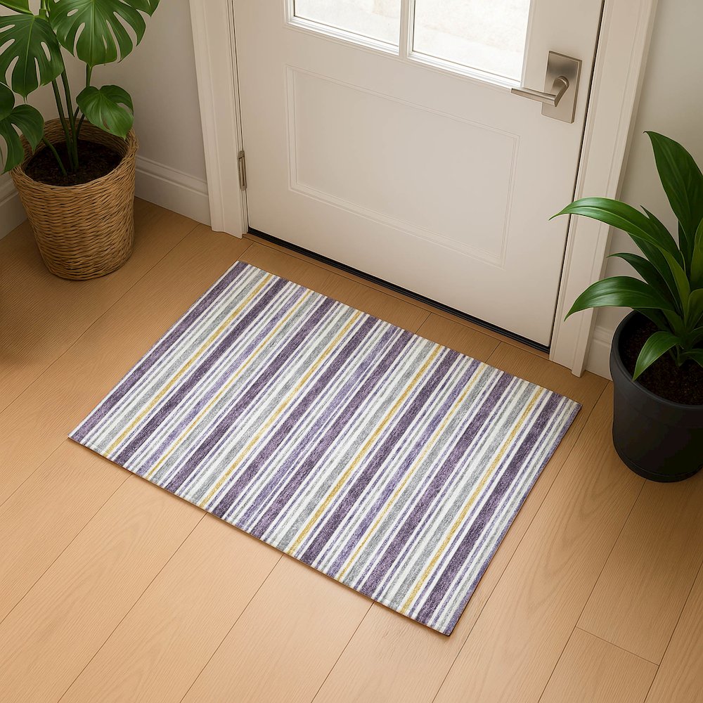 Luxury Washable Indoor/Outdoor Soft Essentials SE2 Purple 1'8" x 2'6" Rug. Picture 5