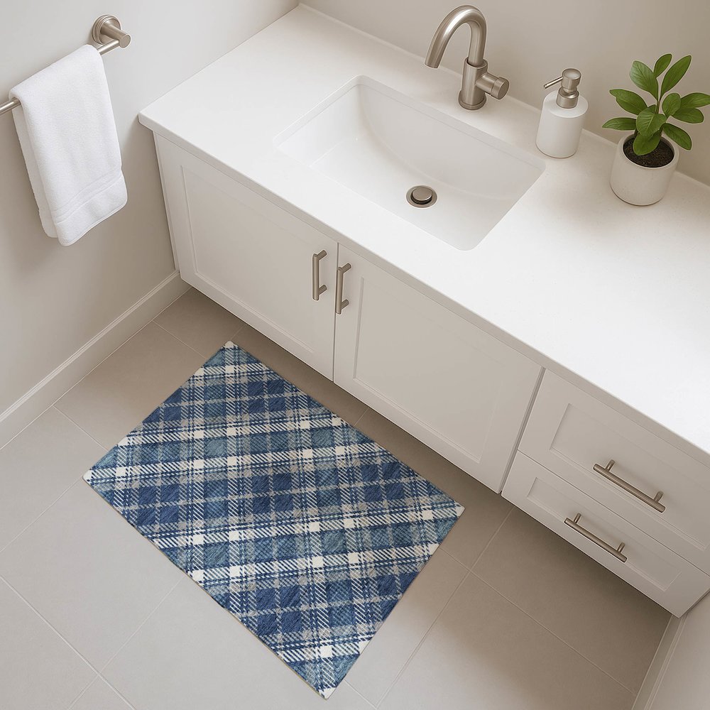 Luxury Washable Indoor/Outdoor Soft Essentials SE3 Blue 1'8" x 2'6" Rug. Picture 5