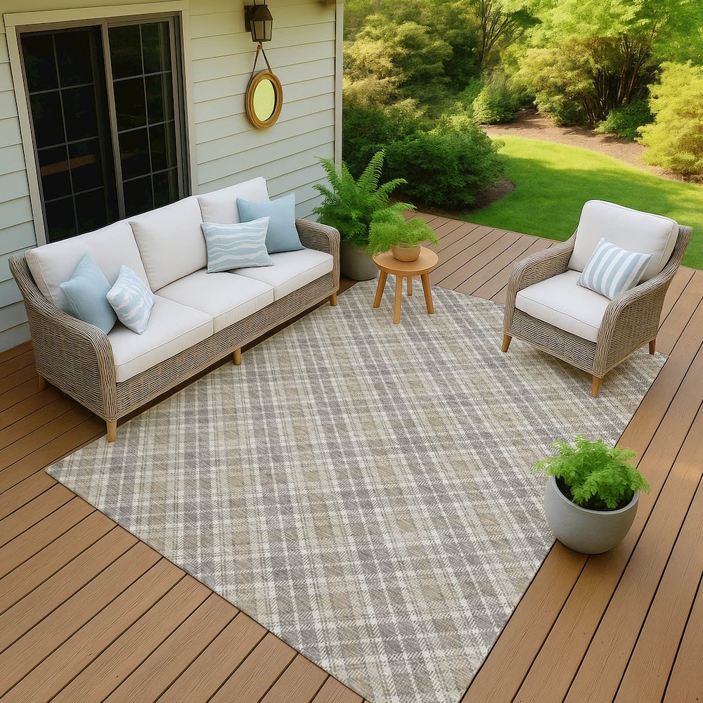 Luxury Washable Indoor/Outdoor Soft Essentials SE3 Brown 1'8" x 2'6" Rug. Picture 6