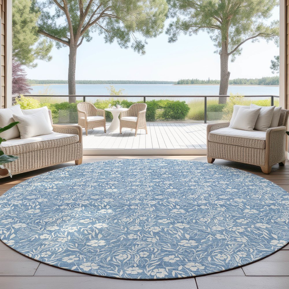 Luxury Washable Indoor/Outdoor Soft Essentials SE4 Blue 8' x 8' Rug. Picture 6
