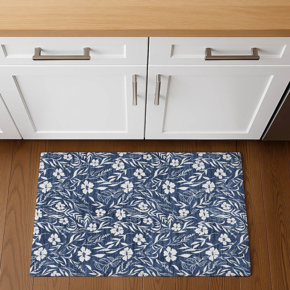 Luxury Washable Indoor/Outdoor Soft Essentials SE4 Blue 1'8" x 2'6" Rug. Picture 5
