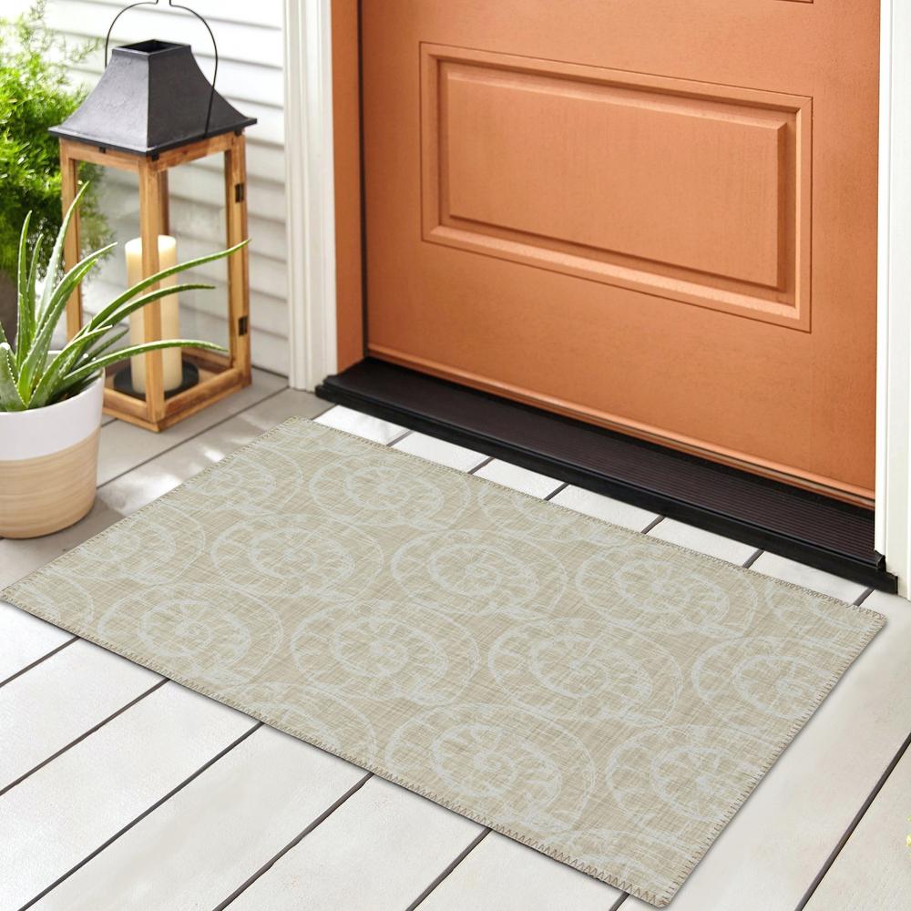Indoor/Outdoor Surfside ASR41 Beige Washable 1'8" x 2'6" Rug. Picture 2