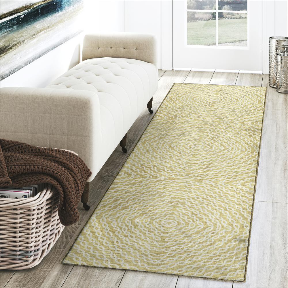 Brisbane BR3 Gold 2'3" x 7'6" Runner Rug. Picture 2