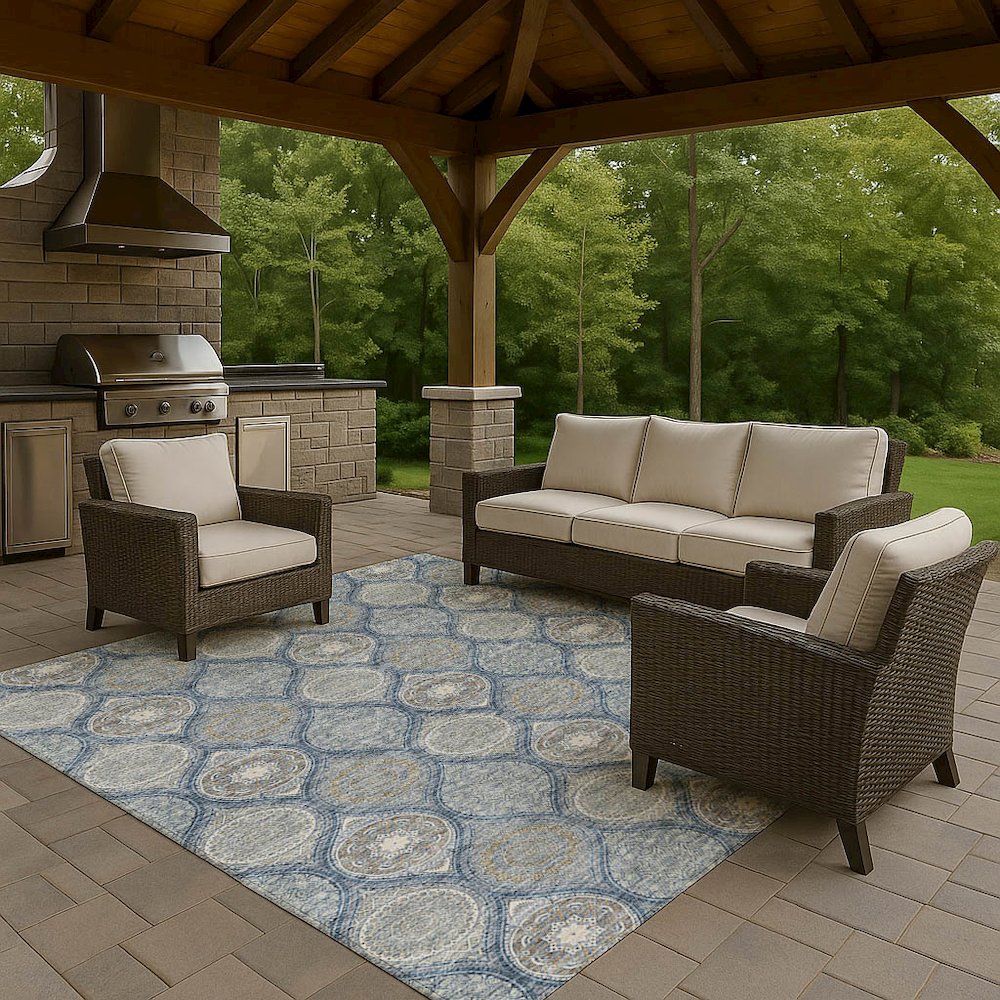 Luxury Washable Indoor/Outdoor Solace Navy 2'6" x 3'10" Rug. Picture 7