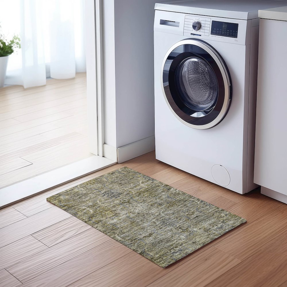 Luxury Washable Indoor/Outdoor Solace Taupe 1'8" x 2'6" Rug. Picture 5