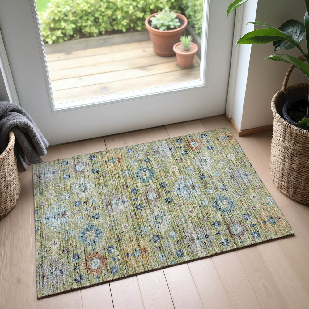 Indoor/Outdoor Silk Road Aloe 1'8" x 2'6" Rug. Picture 5
