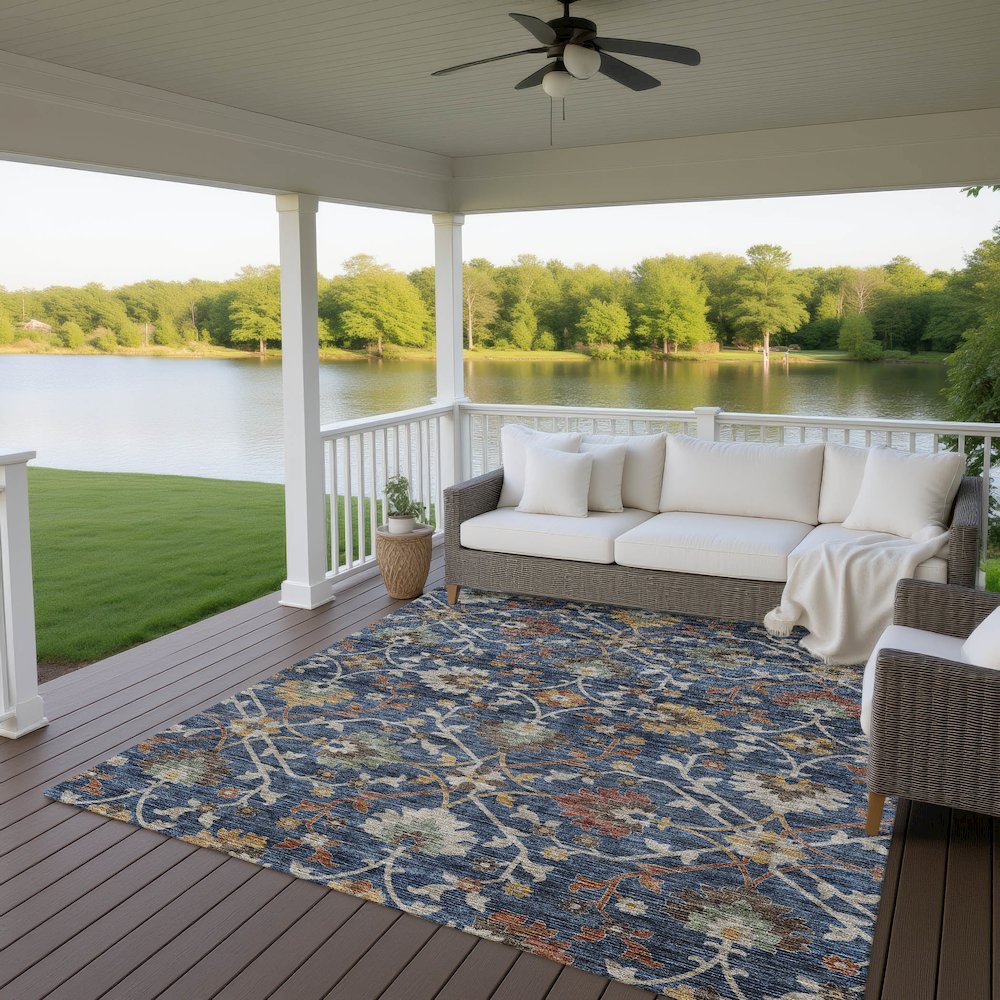 Indoor/Outdoor Silk Road Navy 2'6" x 3'10" Rug. Picture 7