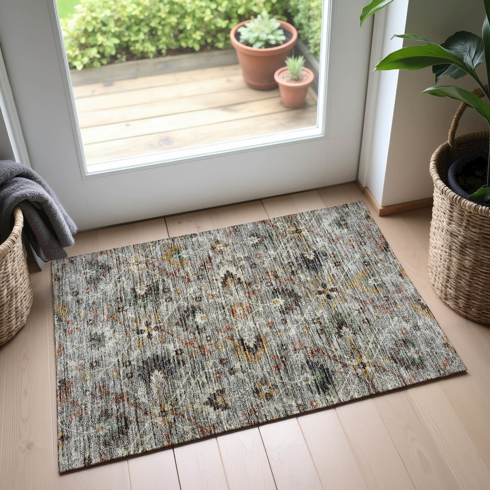 Indoor/Outdoor Silk Road Pewter 1'8" x 2'6" Rug. Picture 5