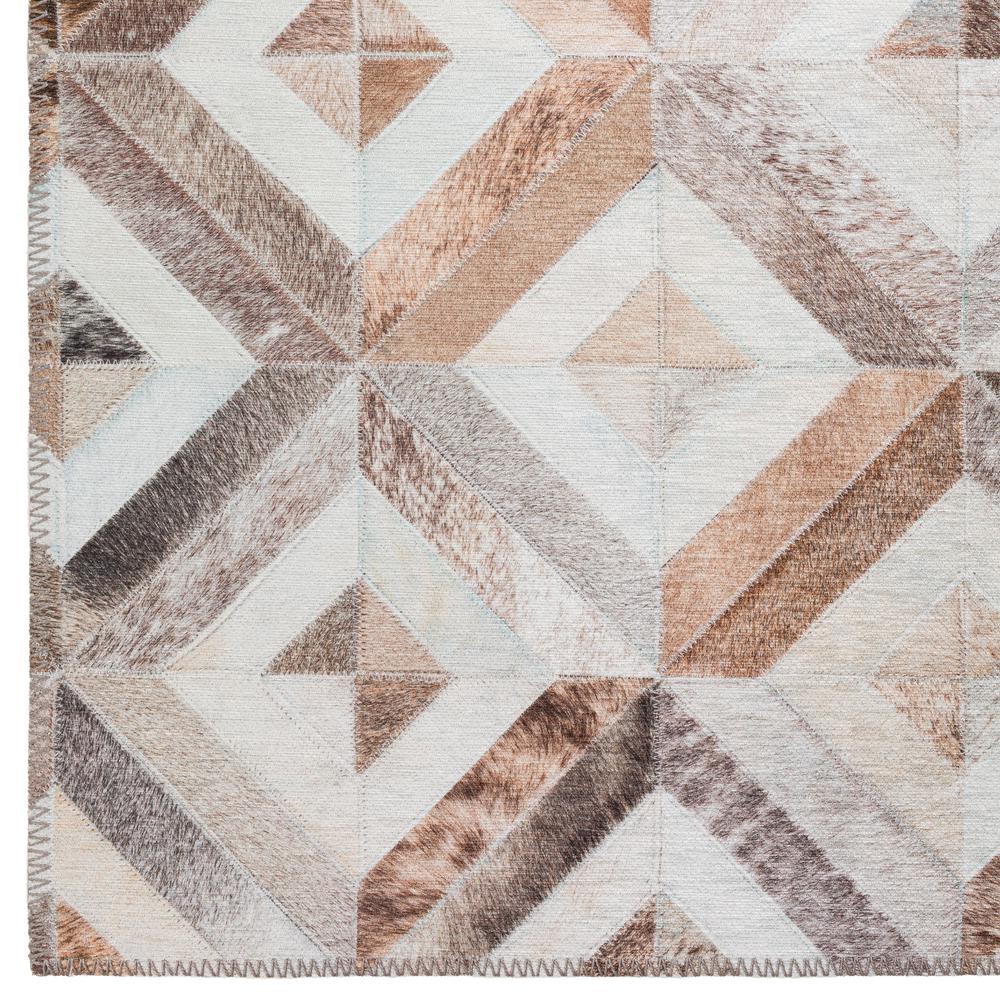 Laredo Gray Animal Patchwork 1'8" x 2'6" Accent Rug Gray ALR37. Picture 2