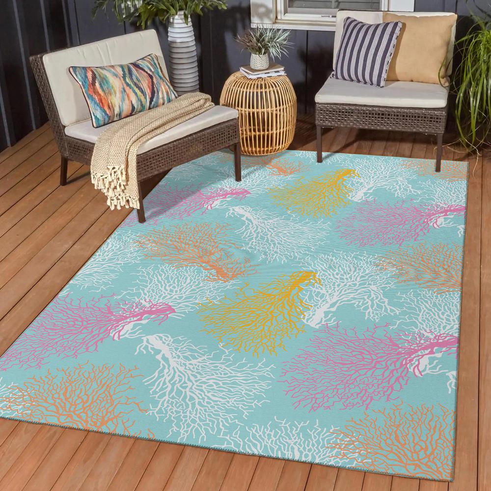 Indoor/Outdoor Seabreeze SZ3 Teal Washable 2'6" x 3'10" Rug. Picture 7