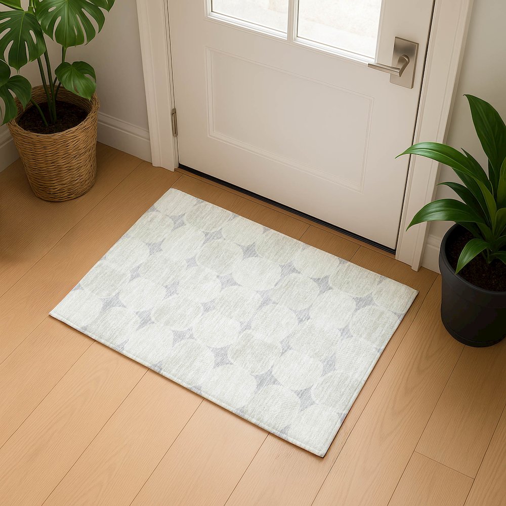 Luxury Washable Indoor/Outdoor The Reserve Gray 1'8" x 2'6" Rug. Picture 5