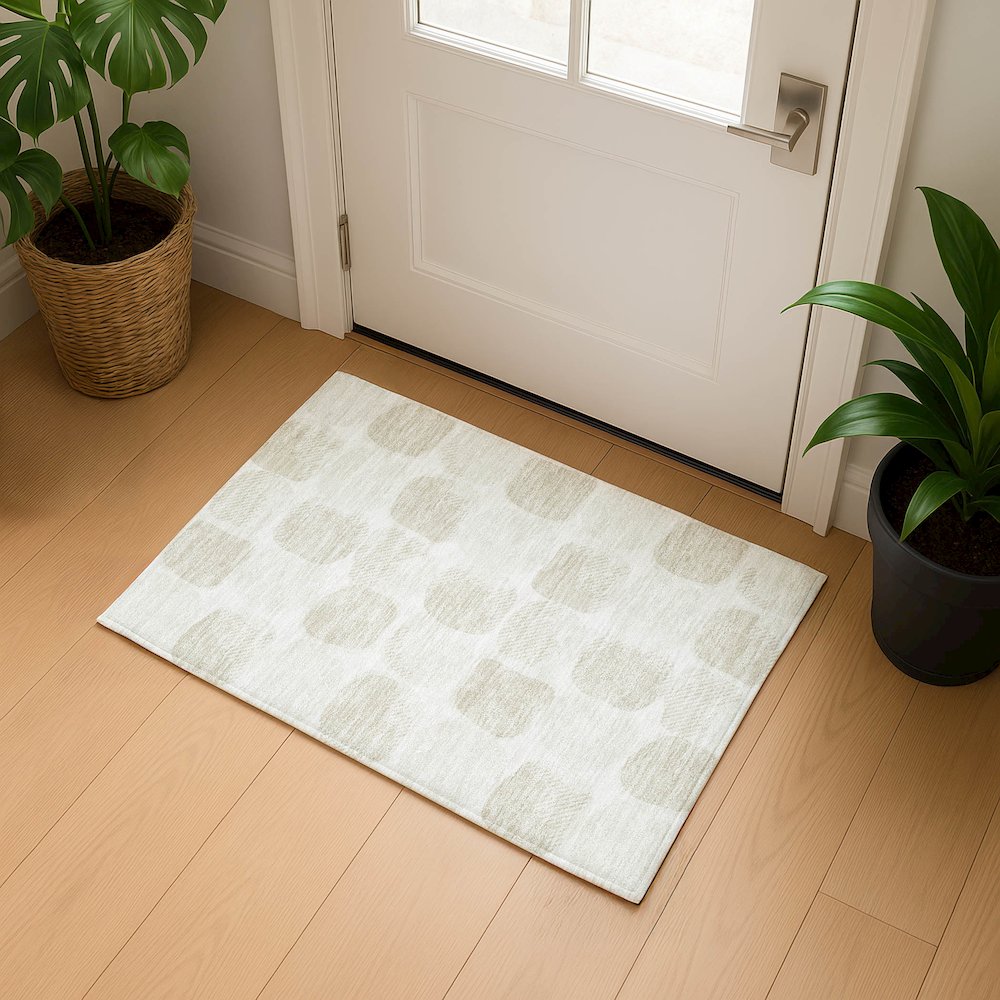 Luxury Washable Indoor/Outdoor The Reserve Ivory 1'8" x 2'6" Rug. Picture 5