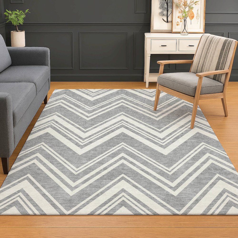 Luxury Washable Indoor/Outdoor The Reserve Pewter 2'6" x 3'10" Rug. Picture 5