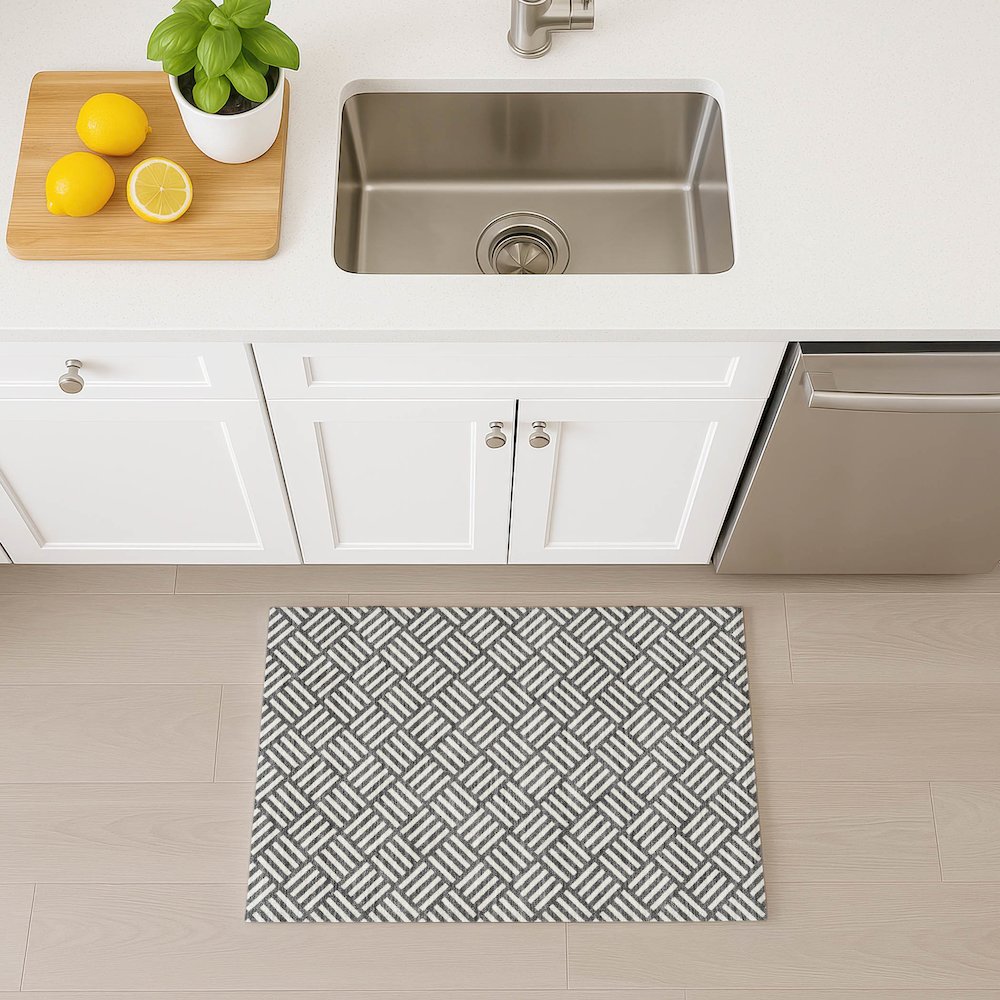Luxury Washable Indoor/Outdoor The Reserve Charcoal 1'8" x 2'6" Rug. Picture 5