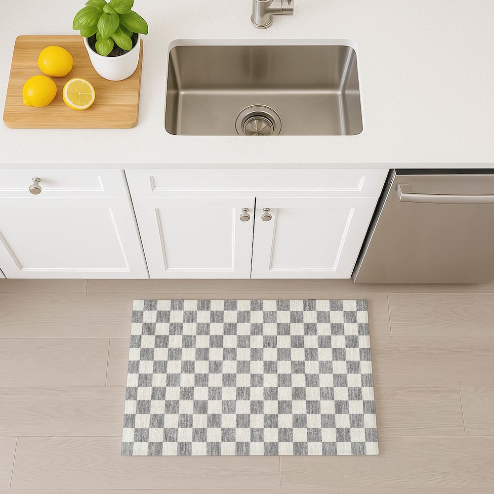 Luxury Washable Indoor/Outdoor The Reserve Gray 1'8" x 2'6" Rug. Picture 5