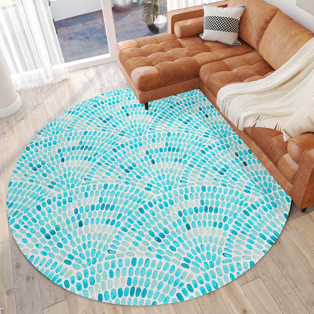 Indoor/Outdoor Surfside ASR37 Aqua Washable 8' x 8' Round Rug. Picture 2