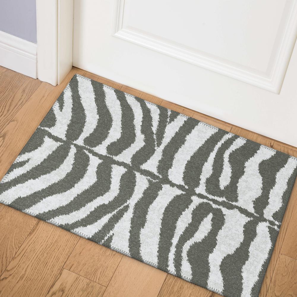 Safari Grey Animal Animal Print 1'8" x 2'6" Accent Rug Grey ASF31. Picture 1