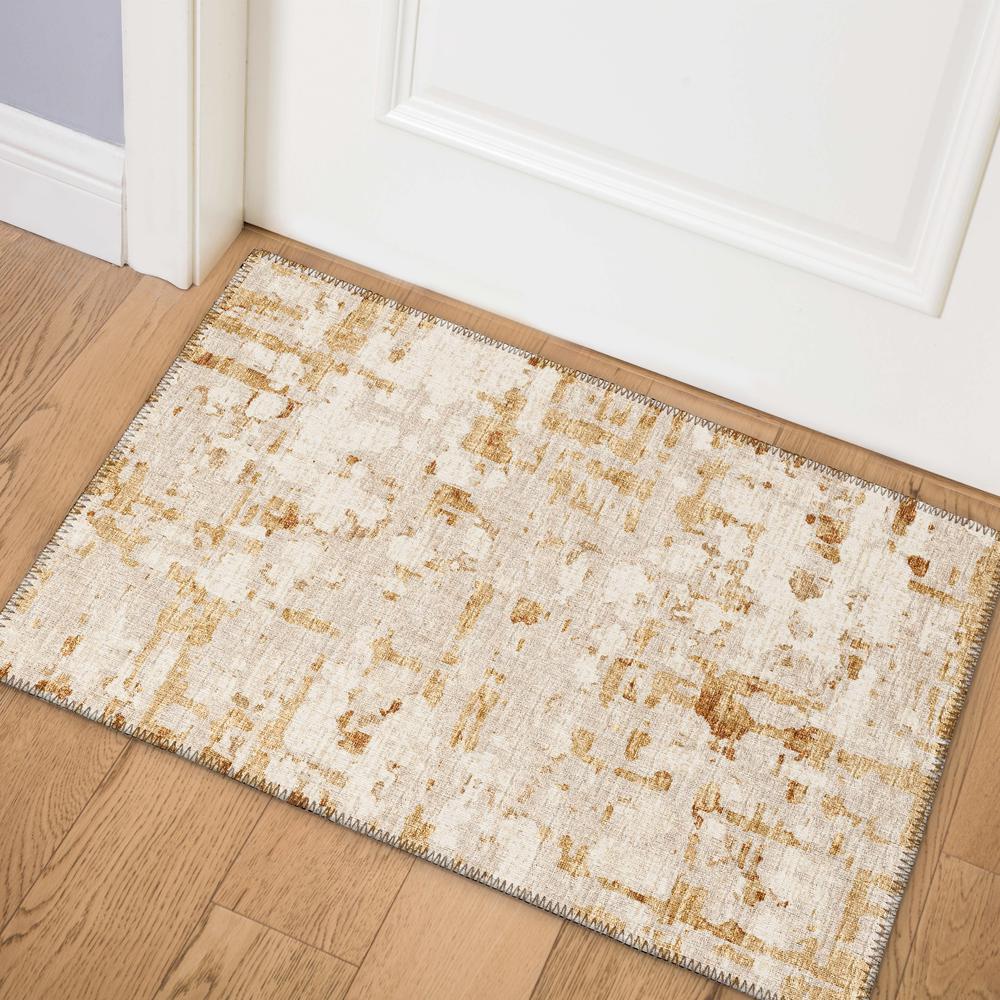 Bravado Caramel Contemporary Abstract 1'8" x 2'6" Accent Rug Caramel ABV35. Picture 1