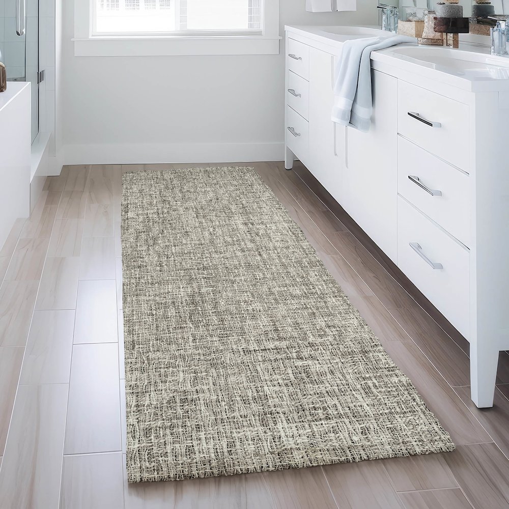 Luxury Washable Voyage VY1 Ivory 2'3" x 7'6" Runner Rug. Picture 5