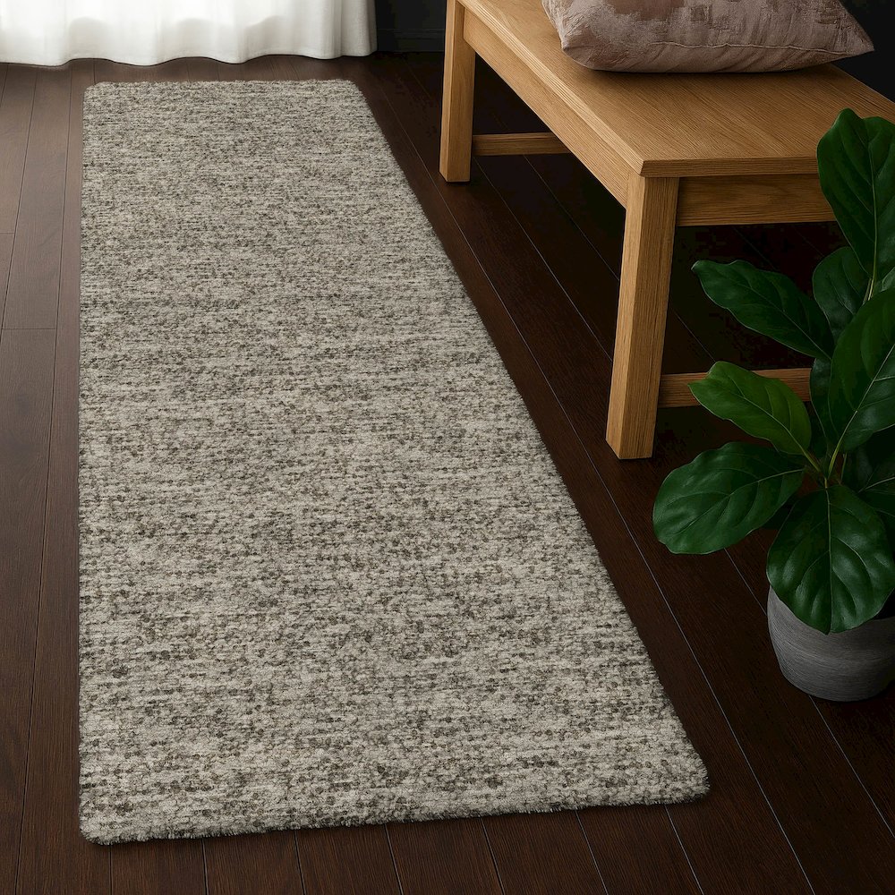 Luxury Washable Voyage VY2 Ivory 2'3" x 7'6" Runner Rug. Picture 5