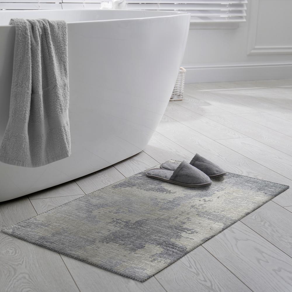 Indoor/Outdoor Accord AAC32 Gray Washable 1'8" x 2'6" Rug. Picture 2