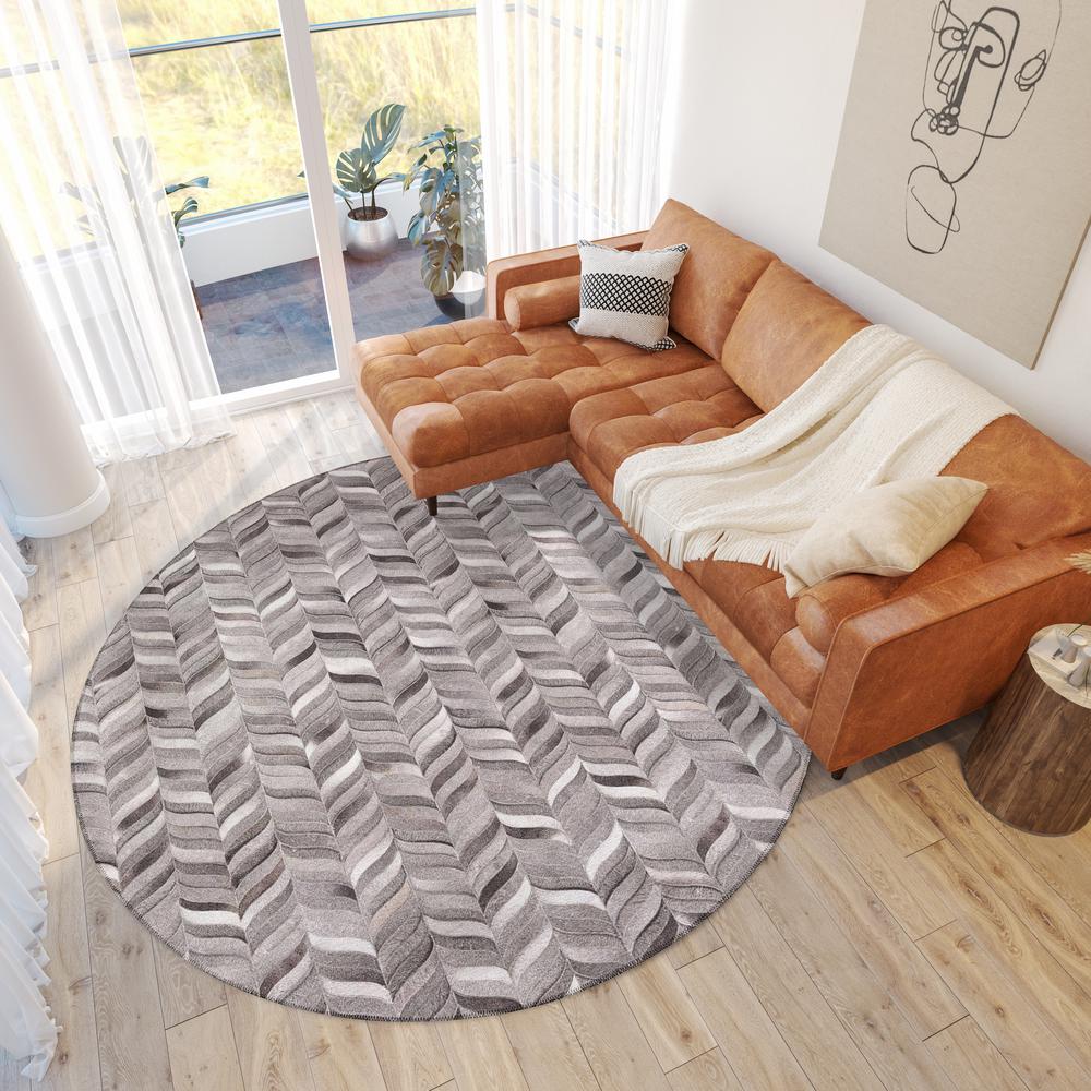 Laredo Gray Animal Patchwork 8' x 8' Round Rug Gray ALR41. Picture 1