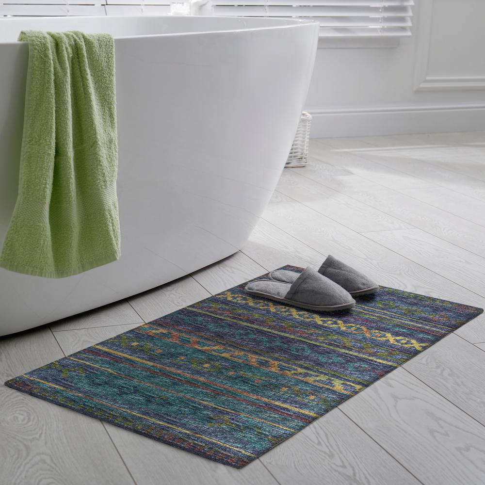 Yuma Multi Bohemian Southwest 1'8" x 2'6" Accent Rug Multi AYU40. Picture 1