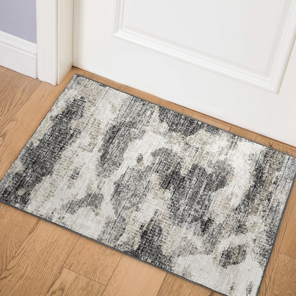 Camberly CM6 Midnight 1'8" x 2'6" Rug. Picture 2