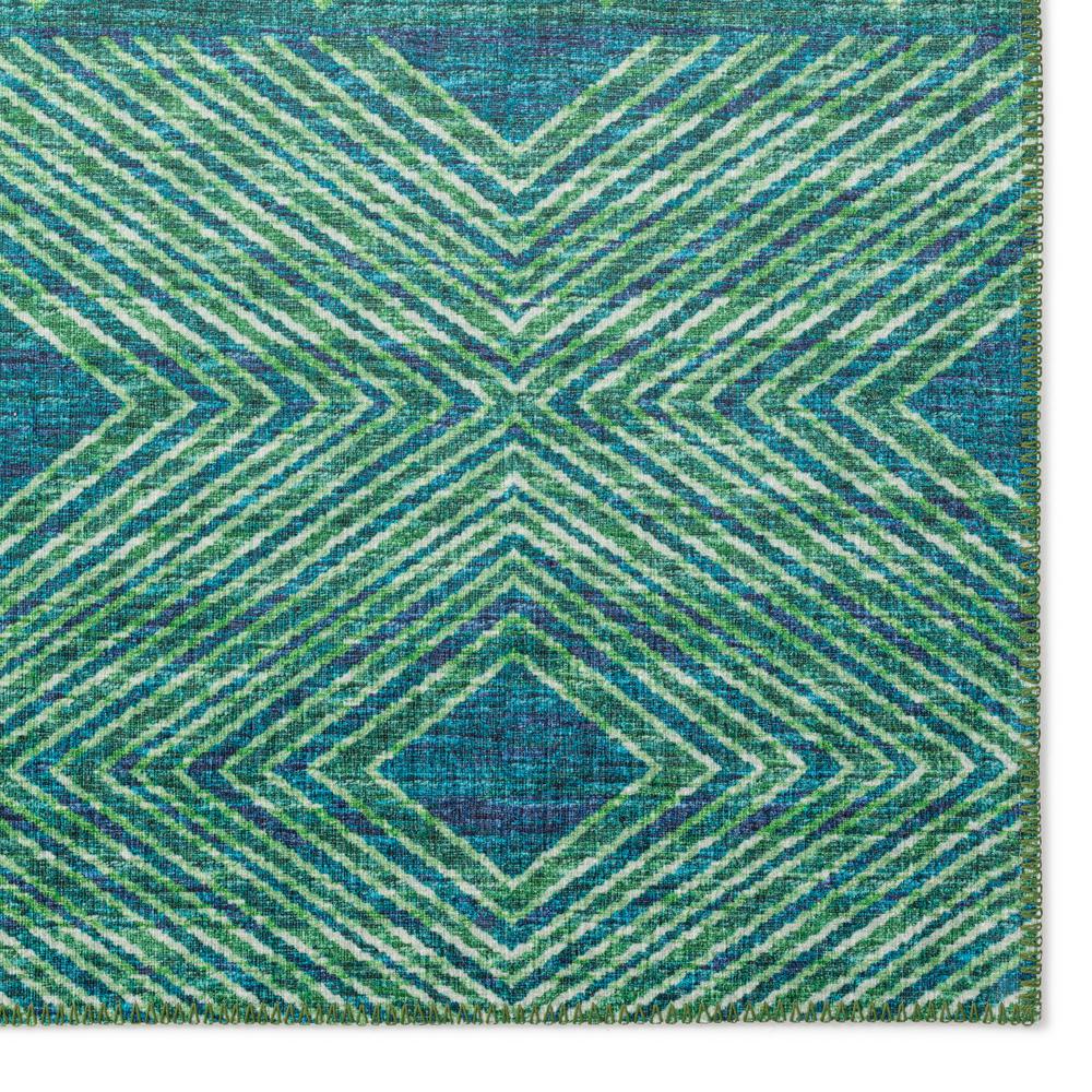 Yuma Green Transitional Southwest 1'8" x 2'6" Accent Rug Green AYU31. Picture 2