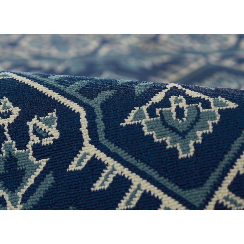 Transitional Oval Area Rug, Navy, 2'3" X 4'6". Picture 4