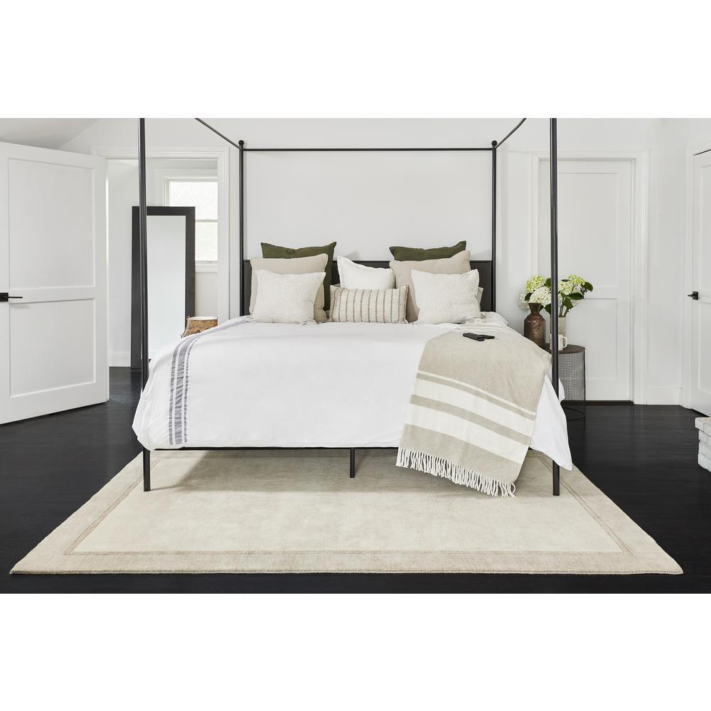 Contemporary Rectangle Area Rug, Taupe, 3'6" X 5'6". Picture 7