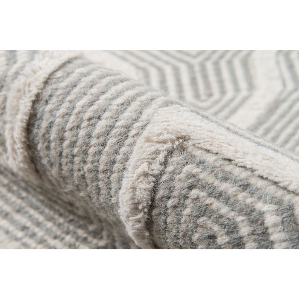 Contemporary Rectangle Area Rug, Grey, 3'9" X 5'9". Picture 4