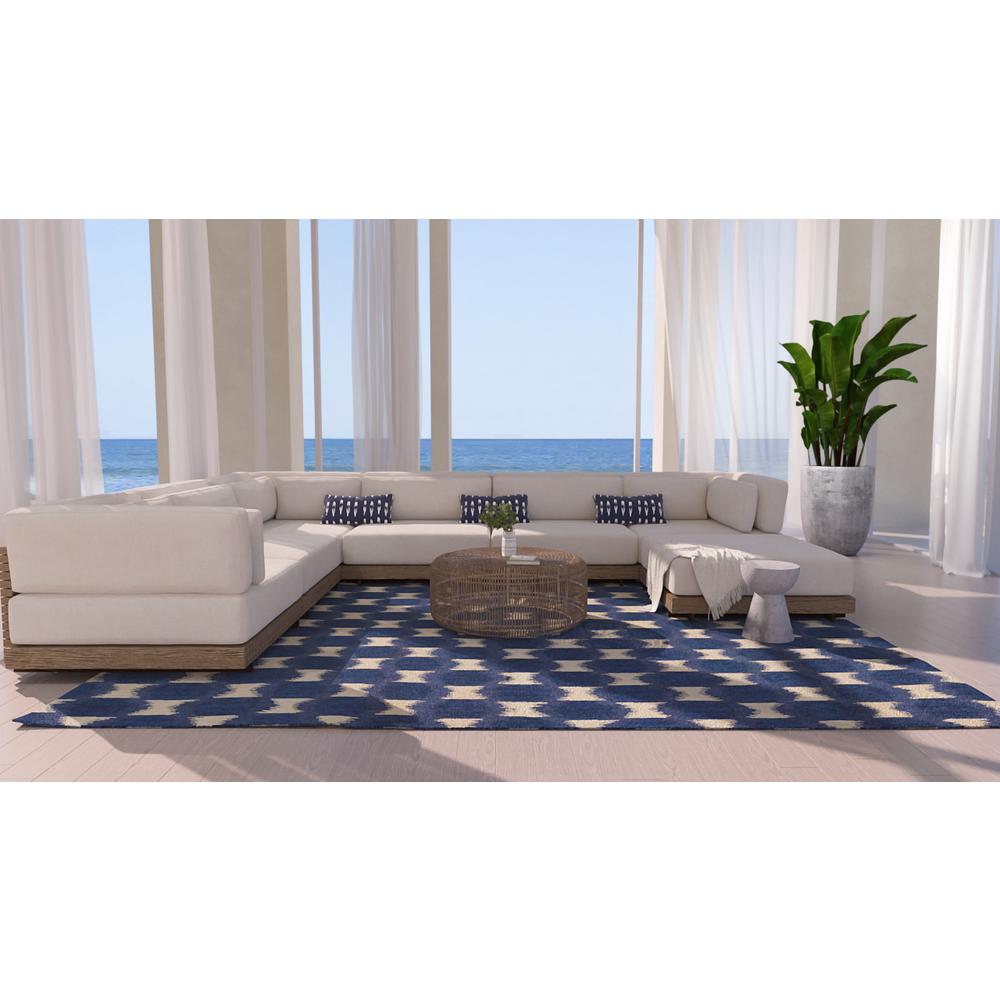 Transitional Runner Area Rug, Navy, 2'6" X 8' Runner. Picture 11