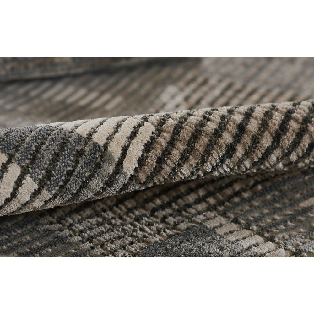 Contemporary Runner Area Rug, Grey, 2'3" X 7'6" Runner. Picture 4