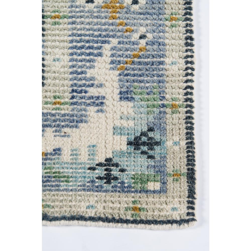 Traditional Rectangle Area Rug, Aqua, 3'6" X 5'6". Picture 3