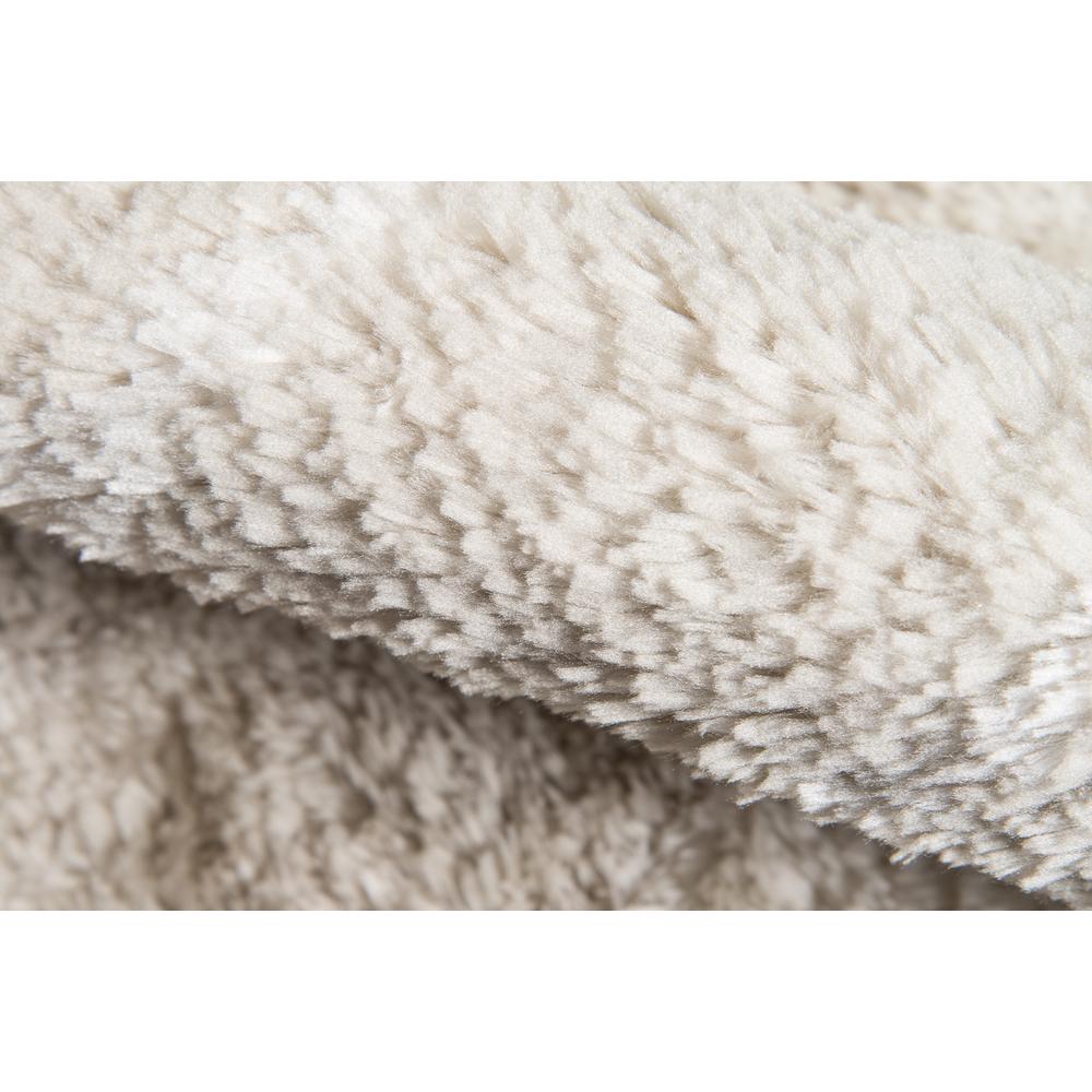Modern Runner Area Rug, Taupe, 2'3" X 7'6" Runner. Picture 4