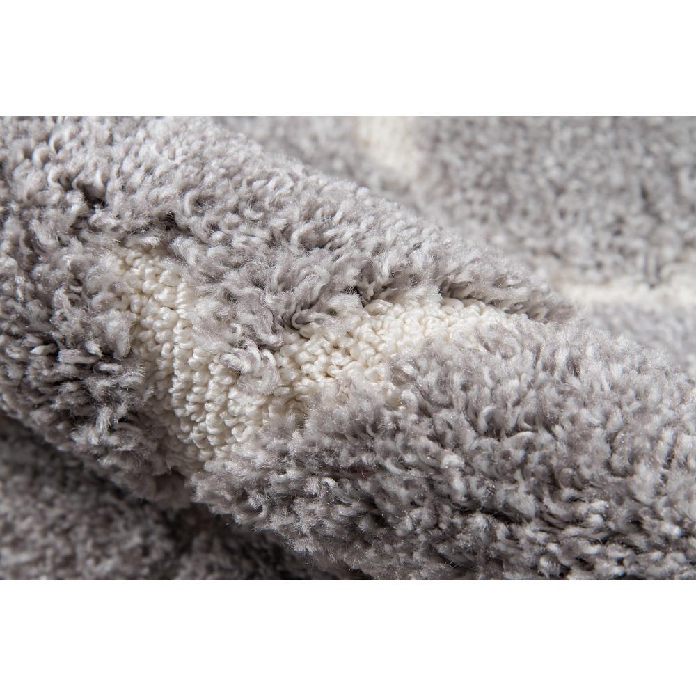 Modern Rectangle Area Rug, Grey, 3'3" X 5'. Picture 4