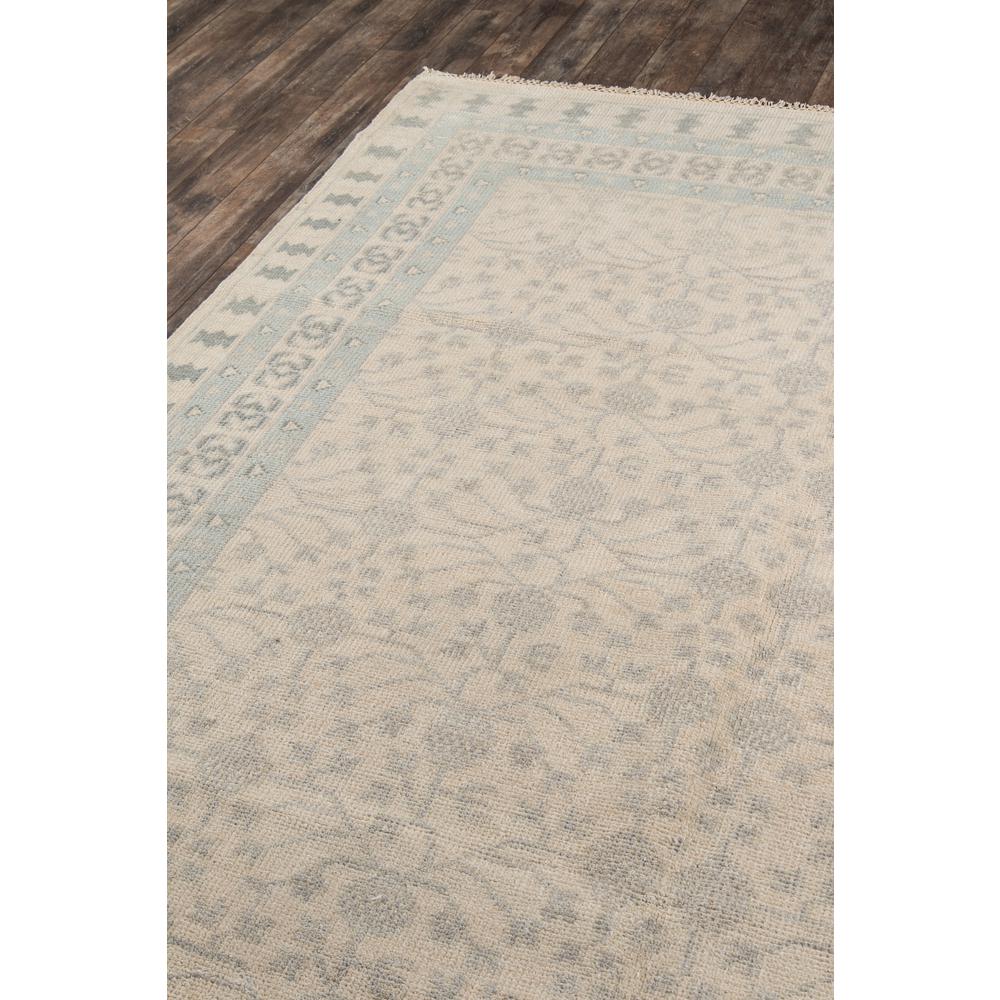 Traditional Rectangle Area Rug, Ivory, 5'6" X 8'6". Picture 2