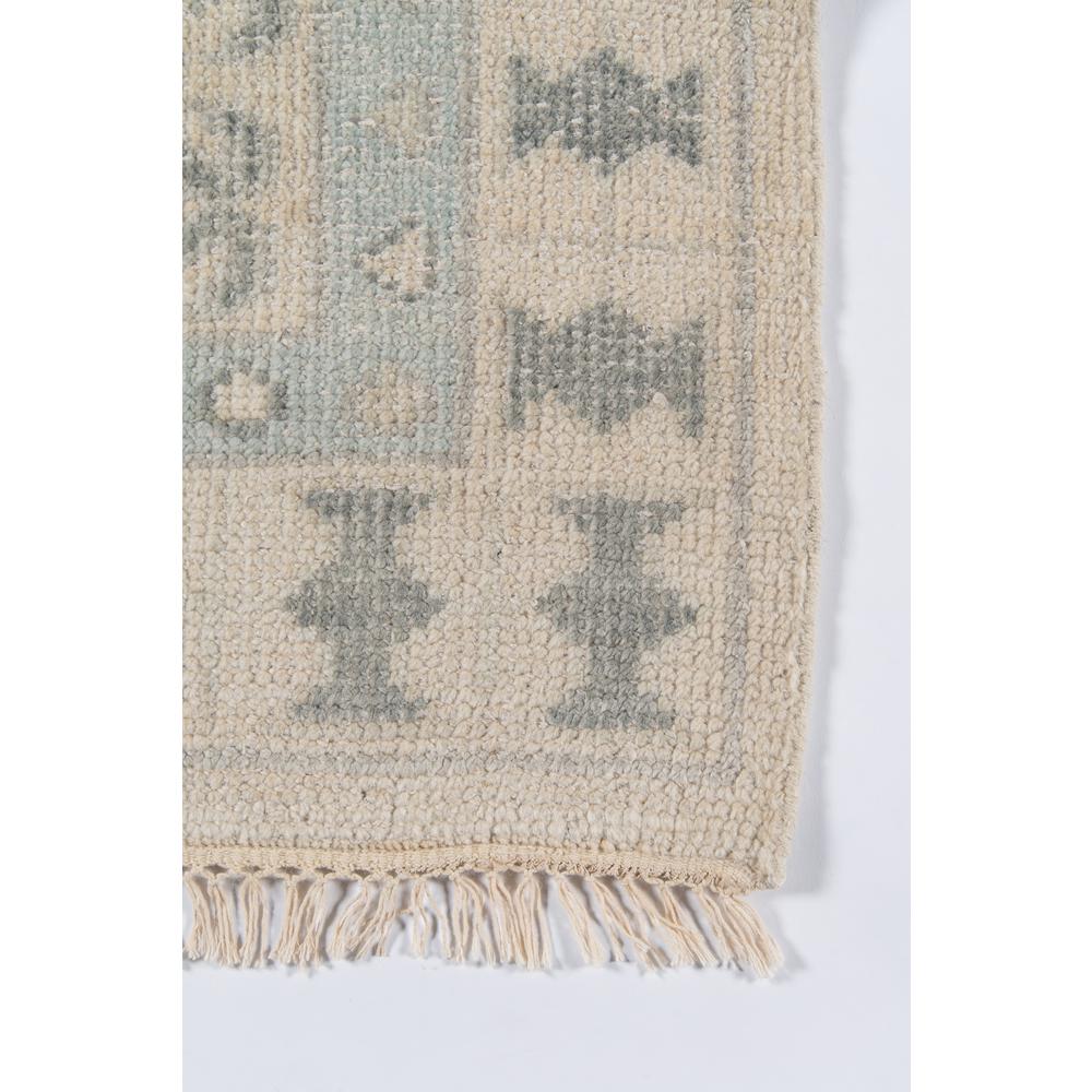 Traditional Rectangle Area Rug, Ivory, 5'6" X 8'6". Picture 3