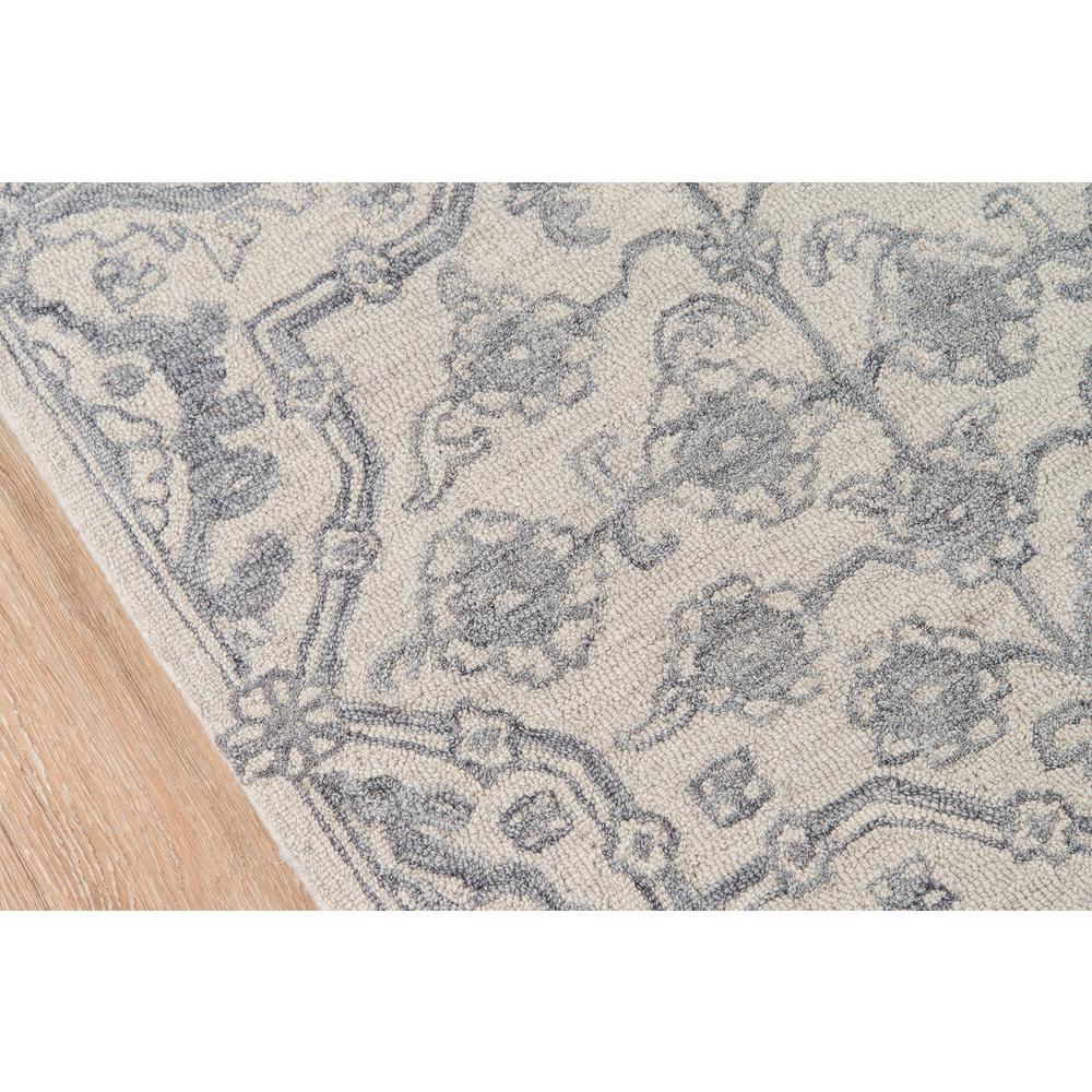 Traditional Rectangle Area Rug, Grey, 3'6" X 5'6". Picture 3