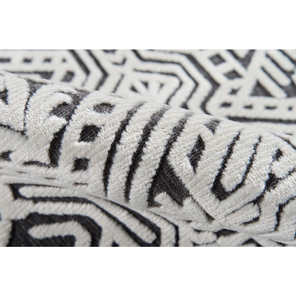 Traditional Rectangle Area Rug, Charcoal, 3'11" X 5'7". Picture 4