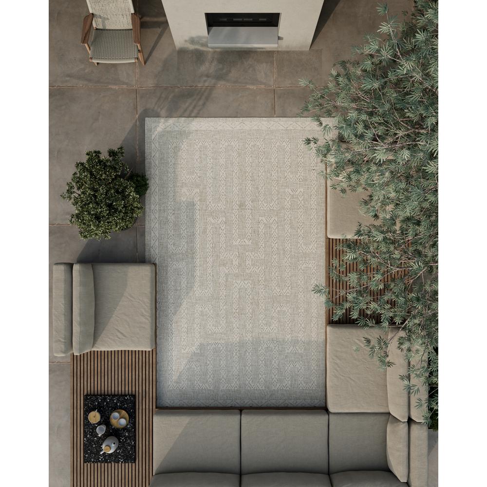 Transitional Rectangle Area Rug, Grey, 3'3" X 5'. Picture 7