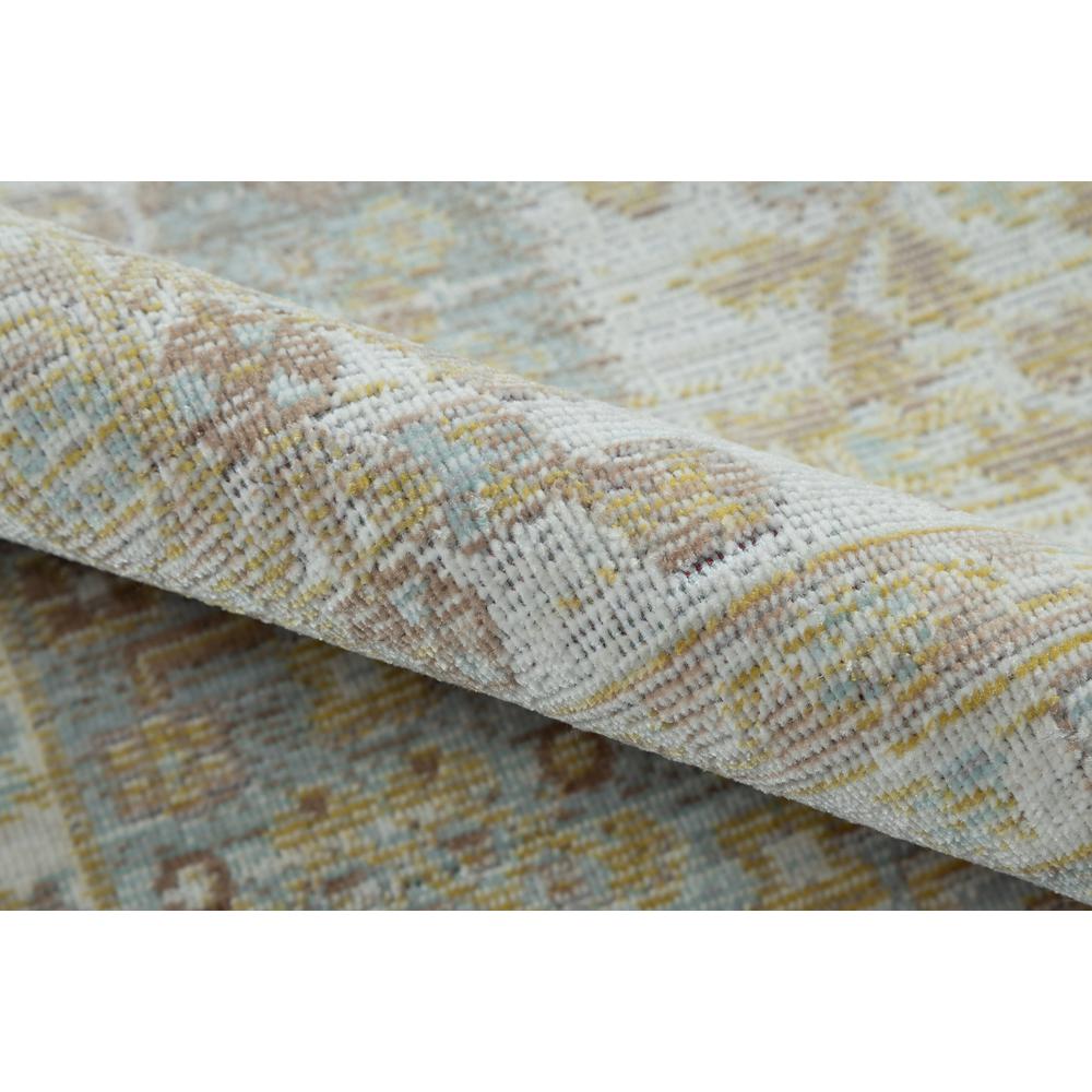 Traditional Rectangle Area Rug, Ivory, 4' X 6'. Picture 3