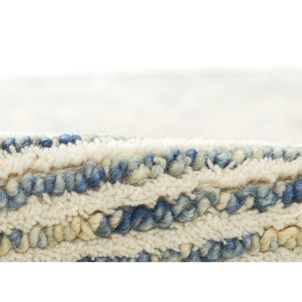 Contemporary Rectangle Area Rug, Blue, 3'6" X 5'6". Picture 4