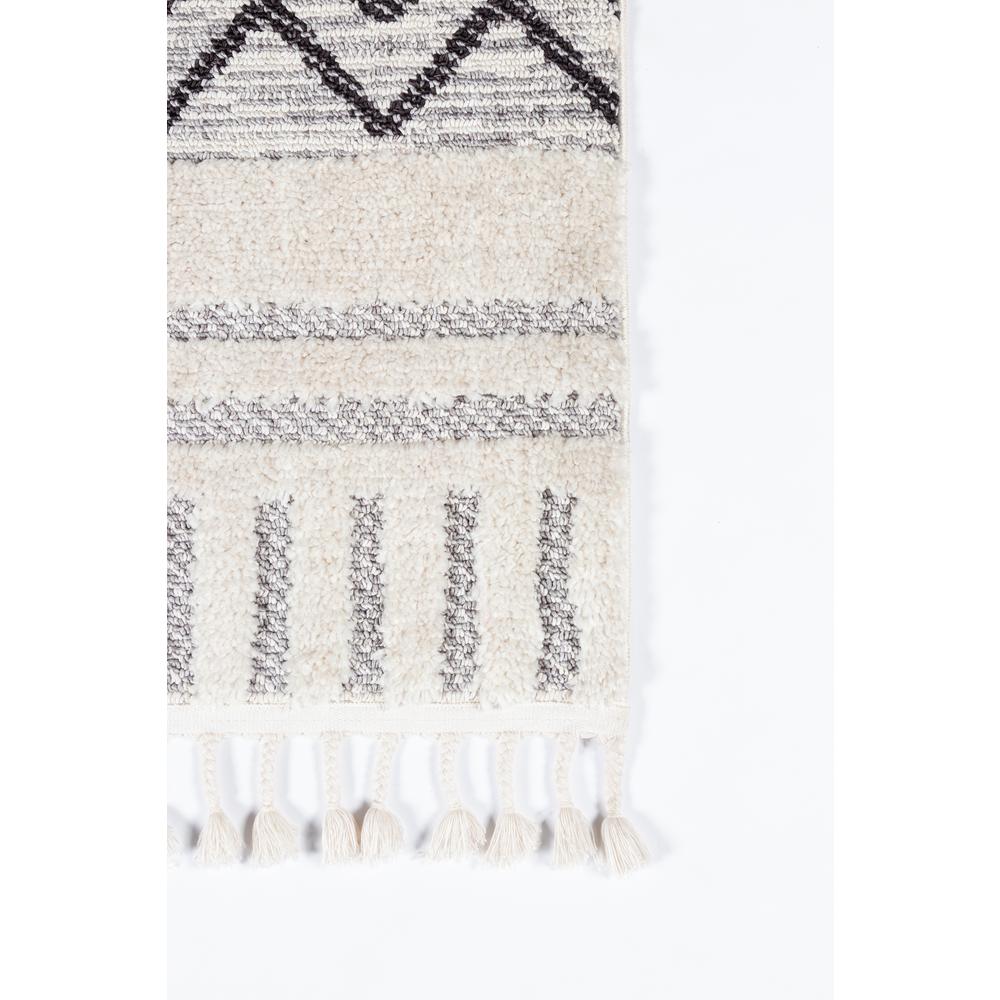 Contemporary Runner Area Rug, Grey, 2'3" X 10' Runner. Picture 2