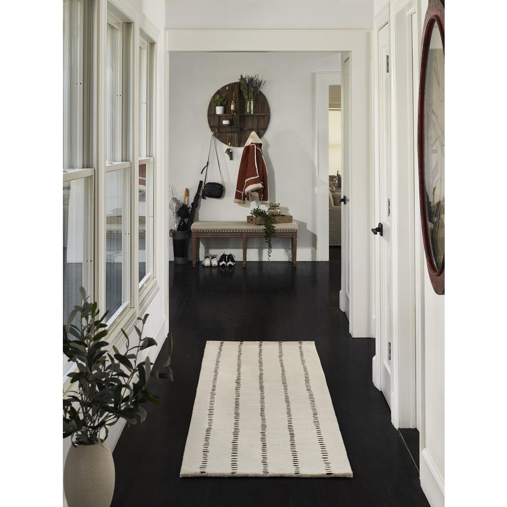 Contemporary Rectangle Area Rug, Ivory, 3'6" X 5'6". Picture 10